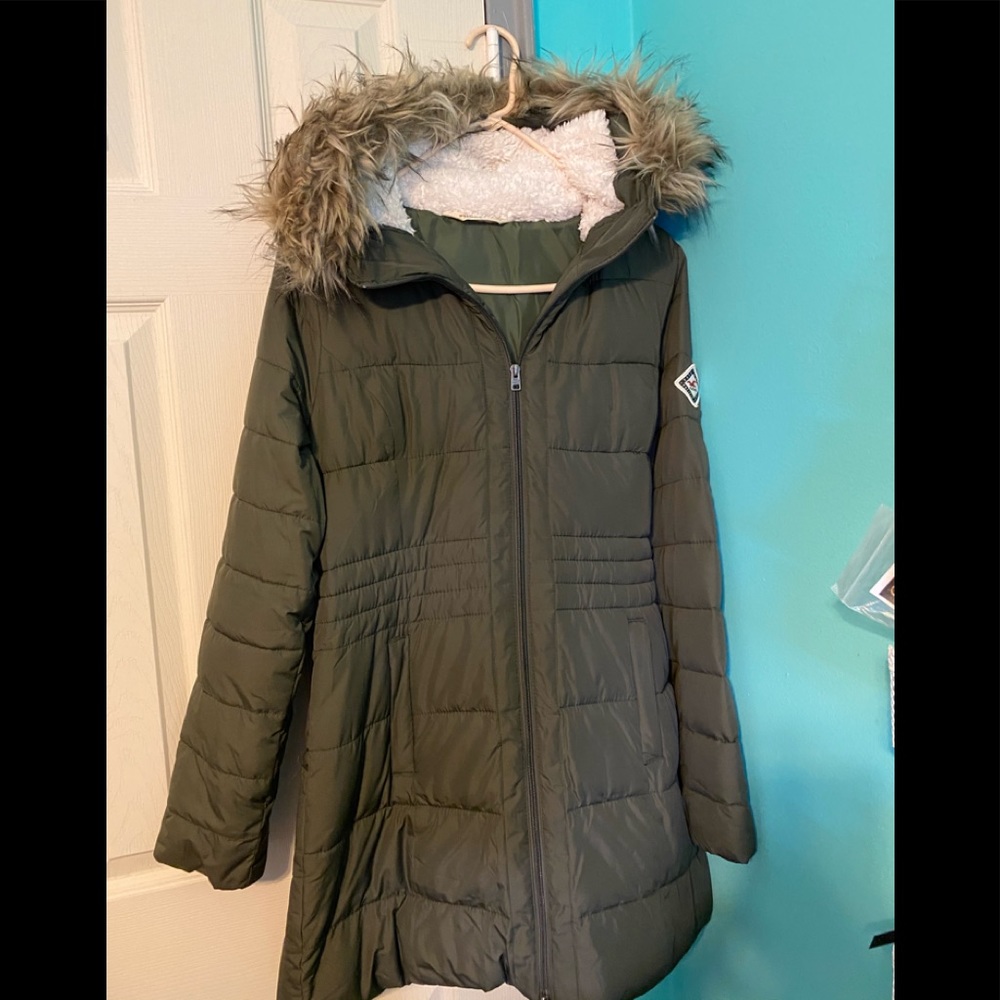 Mid length Olive green Holister puffer jacket